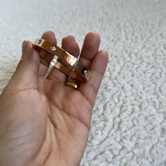 Stainless Steel RoseGold Love Bracelet with Crystals - Picture 5 of 9